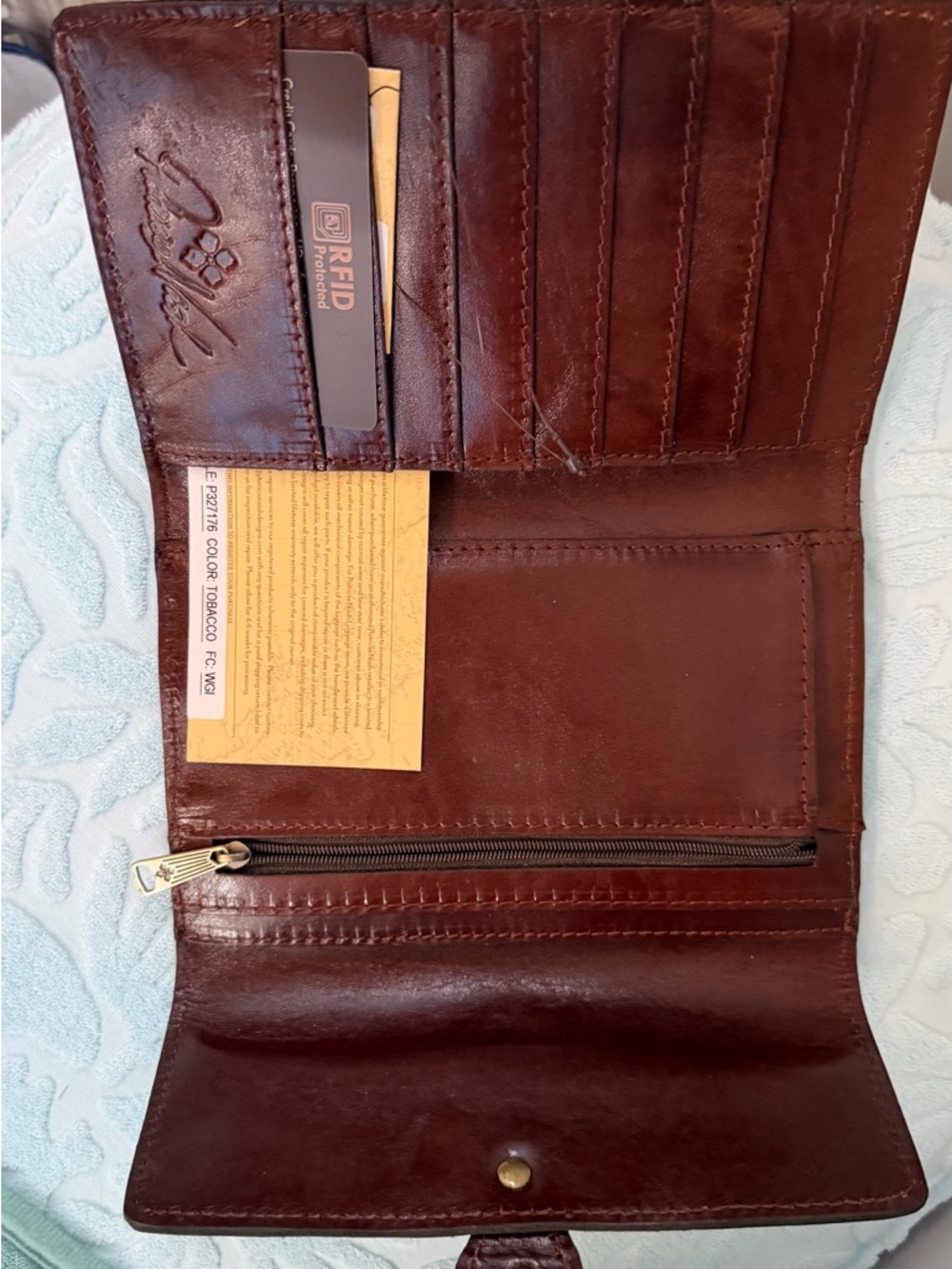 Patricia Nash wallet new never used - Picture 3 of 4